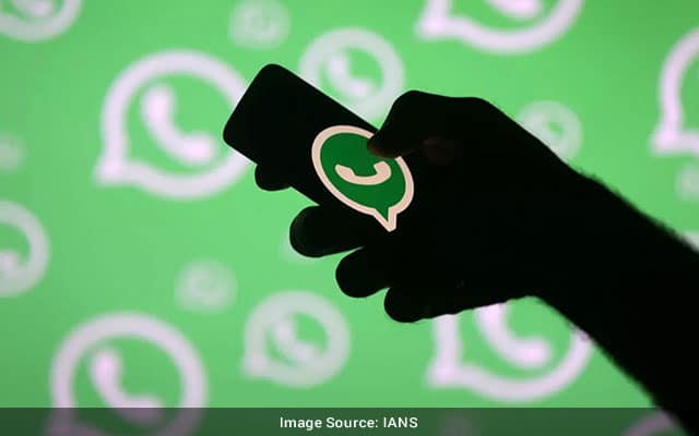 WhatsApp now allows adding descriptions to forwarded messages
