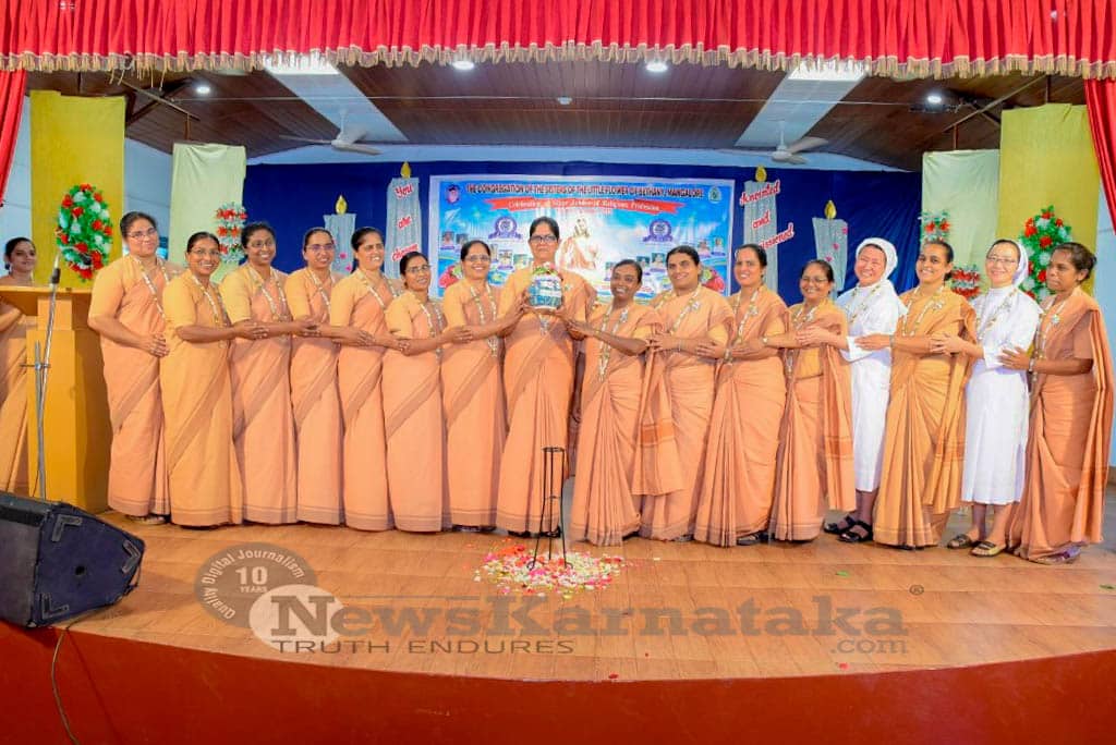 007 of 7 16 Silver Jubilarians give thanks in Bethany Convent Bendur
