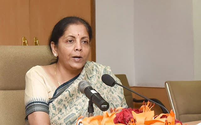 Sitharaman seeks tagging of credit deficient dists for inclusion