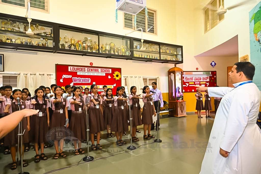 006 of 7 Lourdes Central School celebrates Konkani Manyata Divas