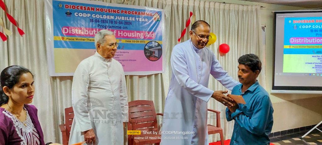 Housing aid distributed at golden jubilee of CODP Mangalore