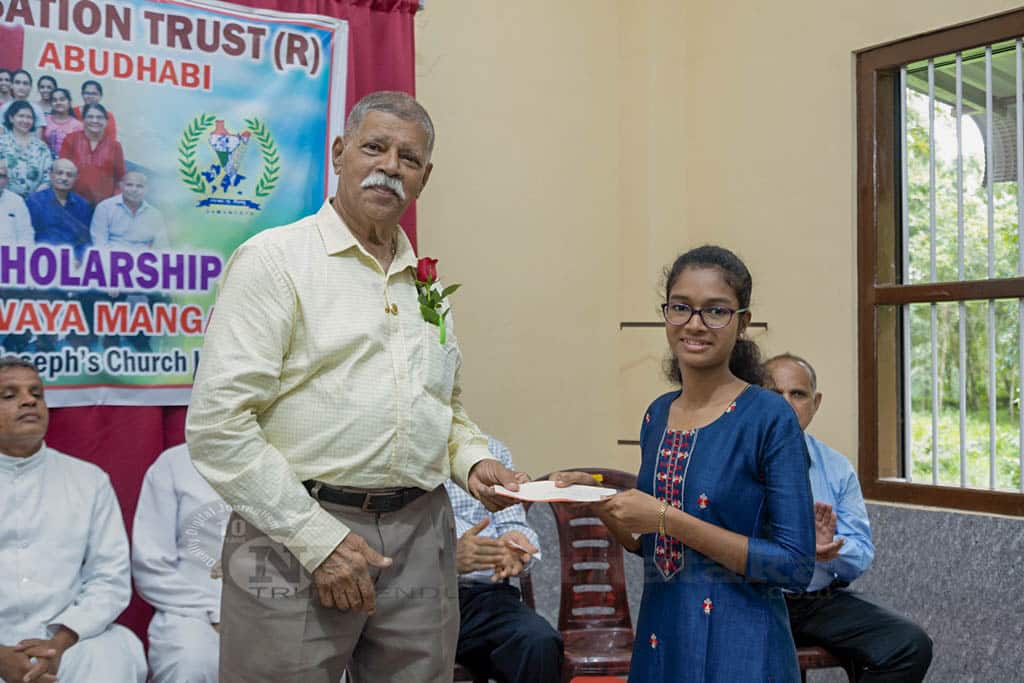 KCO Trust distributes scholarships to 29 deserving students