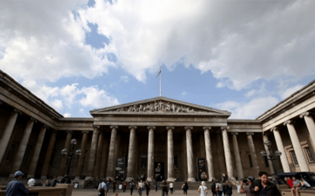 British Museum director resigns following suspected thefts