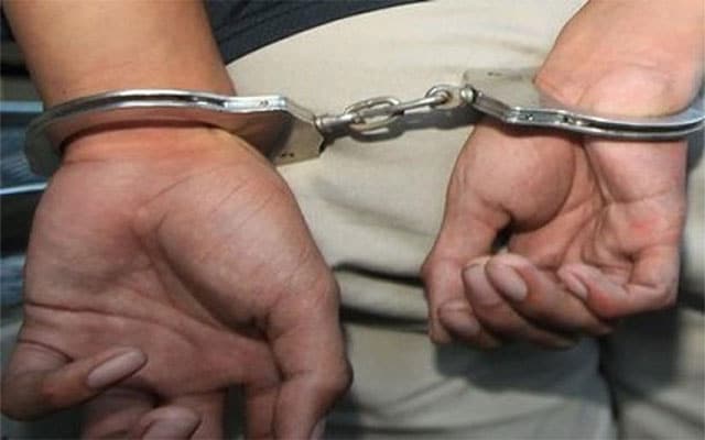 Delhi 18 held in fake call centre swindle targeting US citizens
