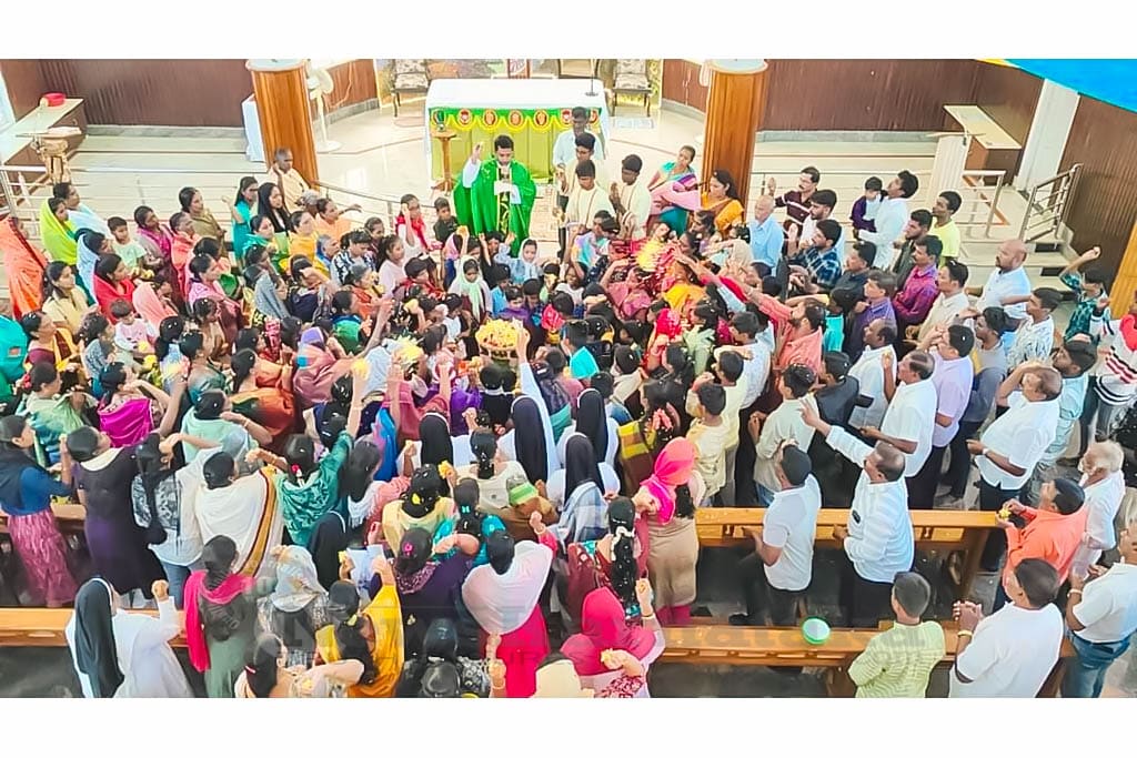 Nativity of BVM celebrated at Hiriyur Church Chitradurga