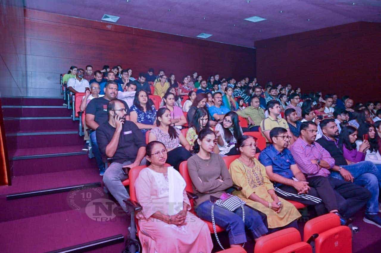 Uswas Shirva Kalasaanz mesmerizes Dubai audience