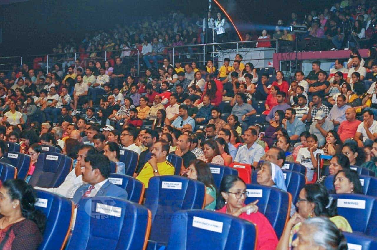 Uswas Shirva Kalasaanz mesmerizes Dubai audience