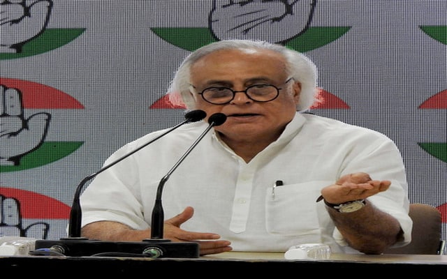 Congress accuses govt of mismanaging economy across all sectors | Azad Times