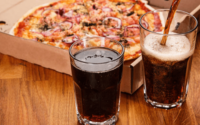 Your favourite burger, pizza, diet coke may raise your risk of depression: Study