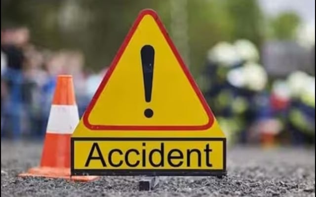 Three persons, including two women, were killed when an SUV collided head-on with a dumper on the Kalyani Expressway in West Bengal's North 24 Parganas district on Monday