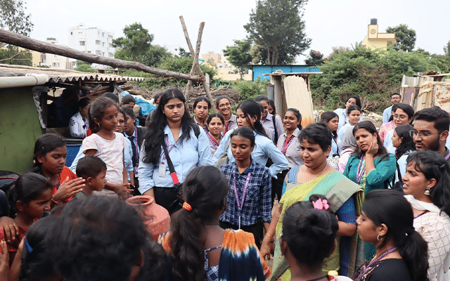 Bengaluru Students Take up the Fight against Poverty at the Grassroots Level