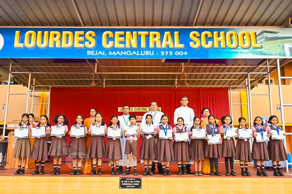 Lourdes Central School celebrates Kanakadasa Jayanthi
