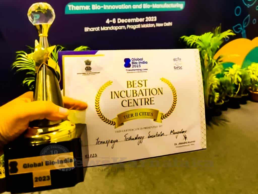 Yenepoya Technology Incubator Wins Best Incubation Center Award