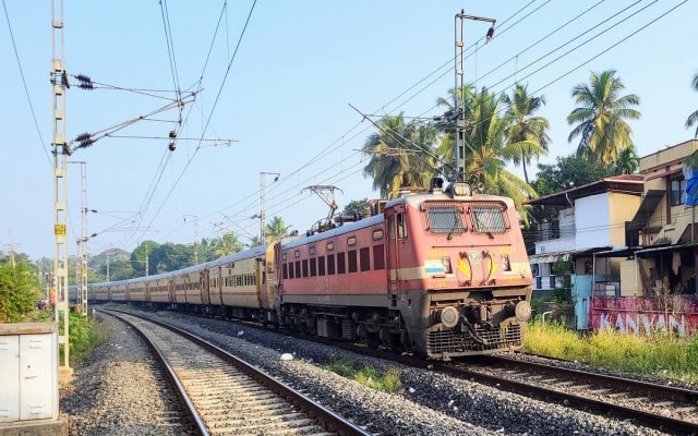 Bangalore trains extend to Kozhikode
